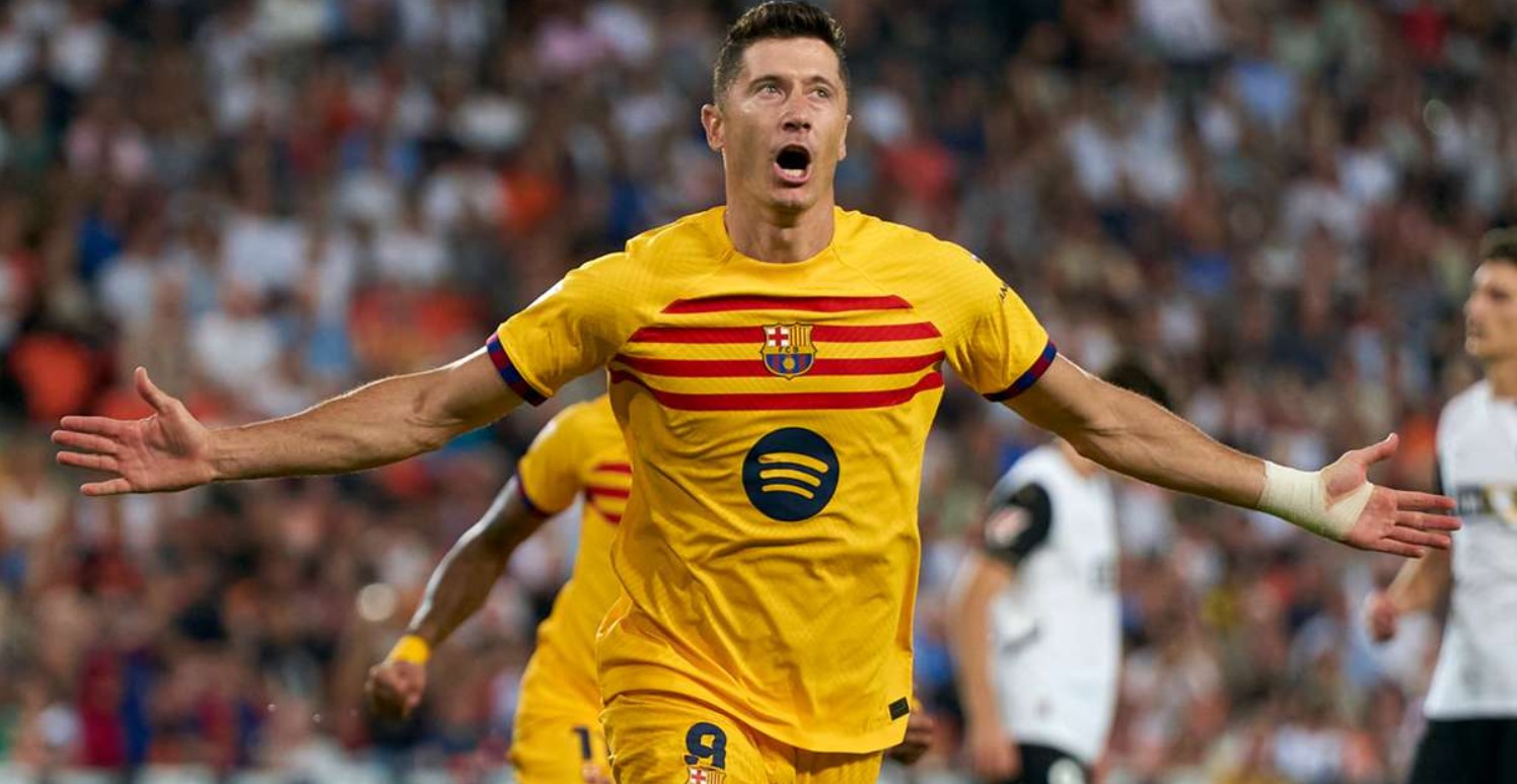 Robert Lewandowski's Brace Secures Hansi Flick's First Win with Barcelona