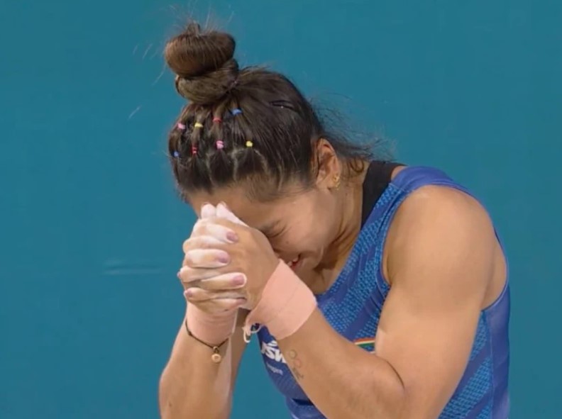 Mirabai Chanu Cries After Missing Paris 2024 Weightlifting Bronze by Just 1 Kg