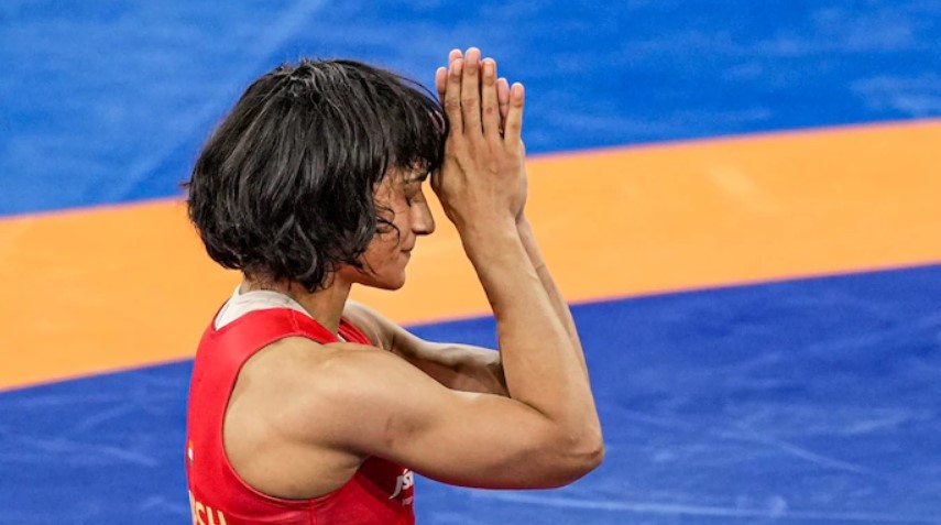 Vinesh Phogat Announces Retirement from Wrestling After Olympic Disqualification